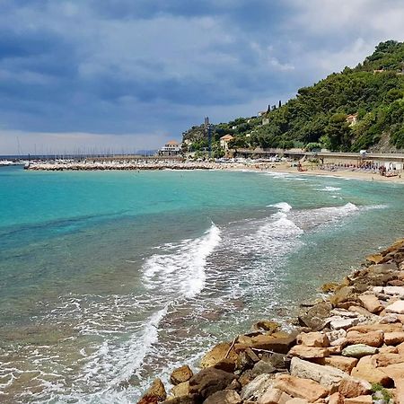 Hotel Del Golfo فينالي ليغوري المظهر الخارجي الصورة