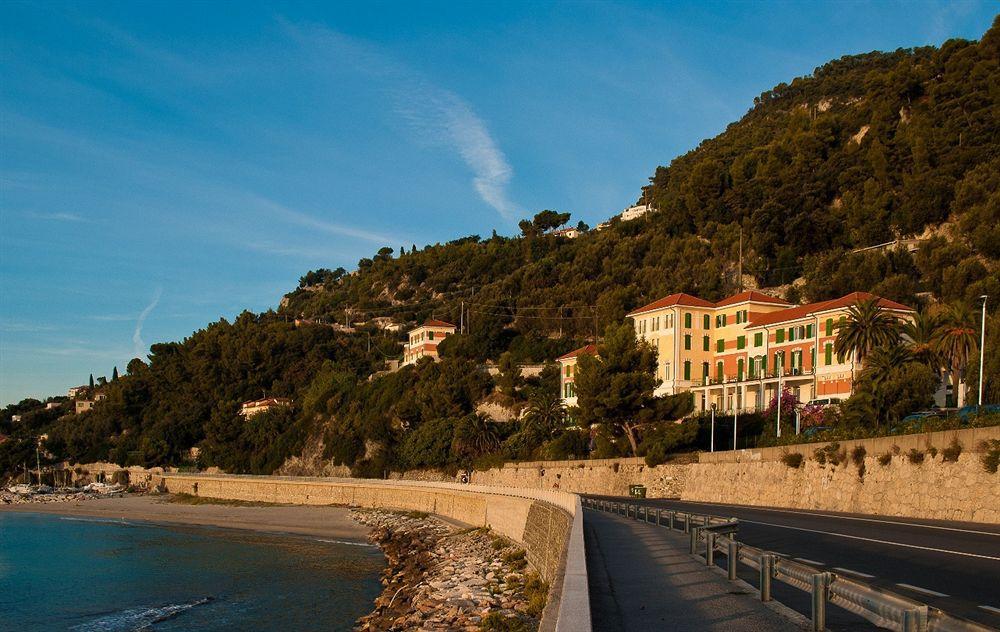 Hotel Del Golfo فينالي ليغوري المظهر الخارجي الصورة
