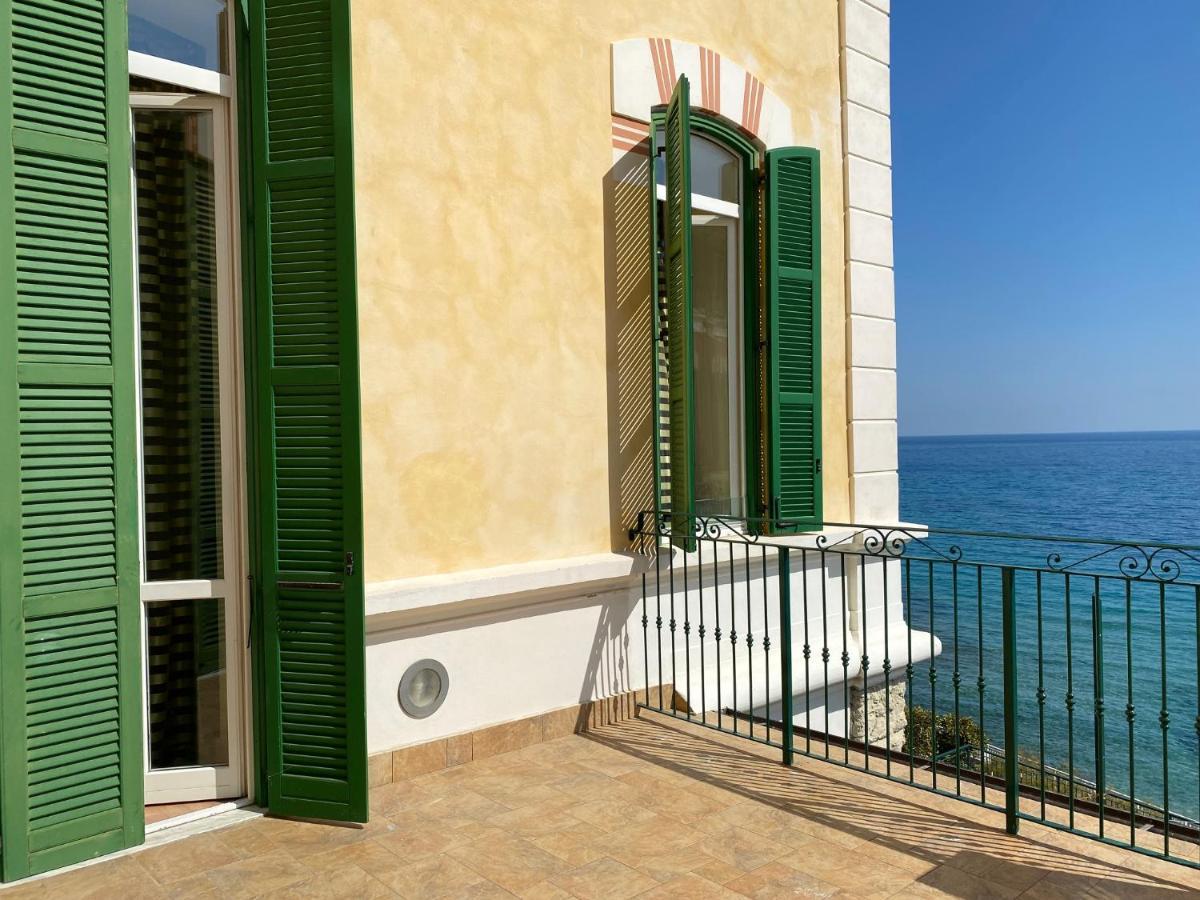 Hotel Del Golfo فينالي ليغوري المظهر الخارجي الصورة